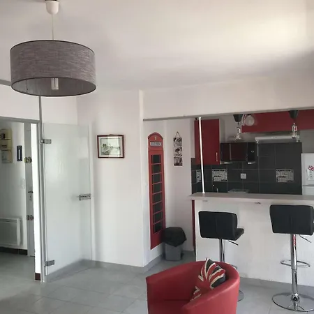 2 Pieces En Face De L'ocean *